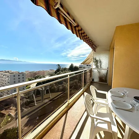 L'aiglon 1 Centre-ville * Ajaccio (Corsica)