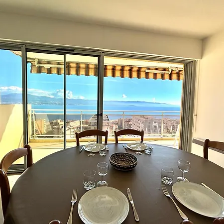 L'aiglon 1 Centre-ville * Ajaccio (Corsica)